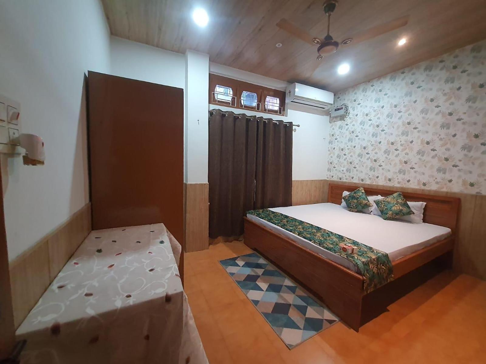 Amazing Homestay Гувахати Экстерьер фото
