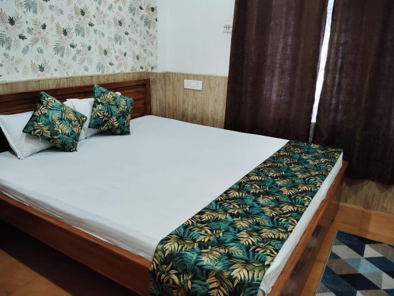 Amazing Homestay Гувахати Экстерьер фото