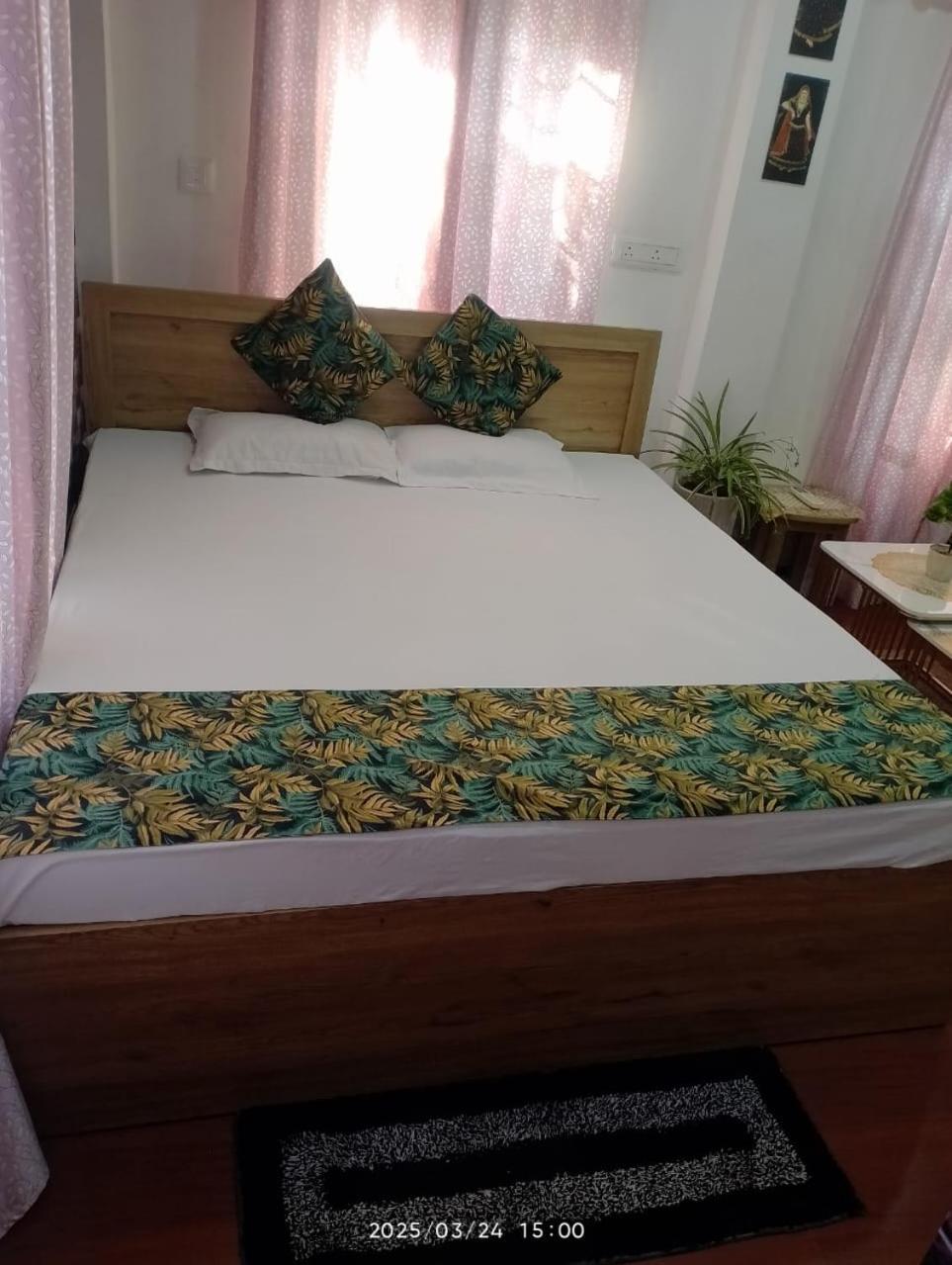 Amazing Homestay Гувахати Экстерьер фото